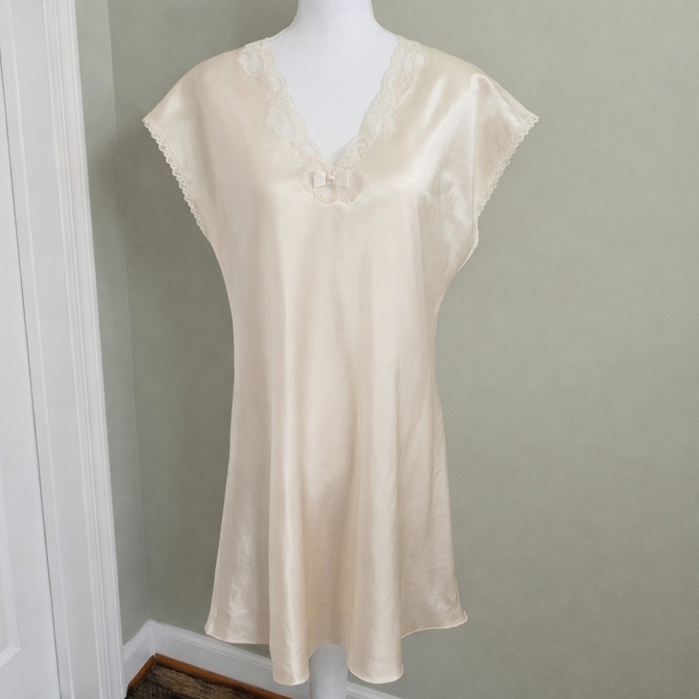 Oscar de la Renta Pink Label Satin Lace Nightgown L Champagne Cream Sleep Dress